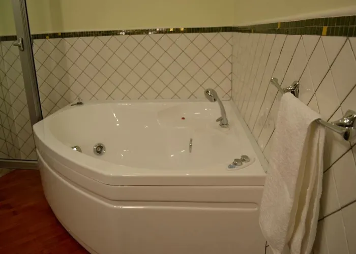 فندق مبيت وإفطار Dimora Tafuri 4*