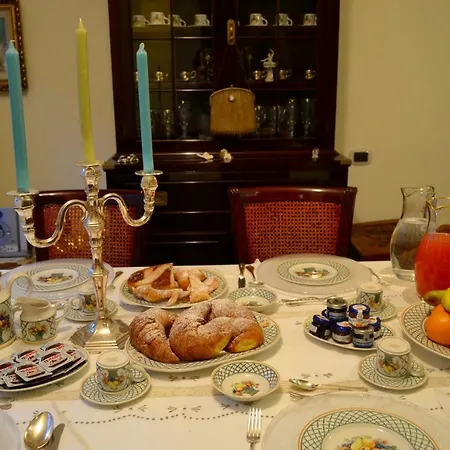 Dimora Tafuri Bed & Breakfast 4*