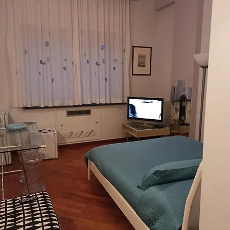 Dimora Tafuri לינה וארוחת בוקר 4*