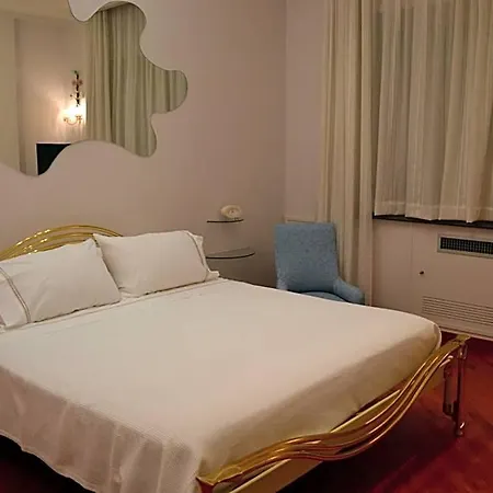 Dimora Tafuri 4*